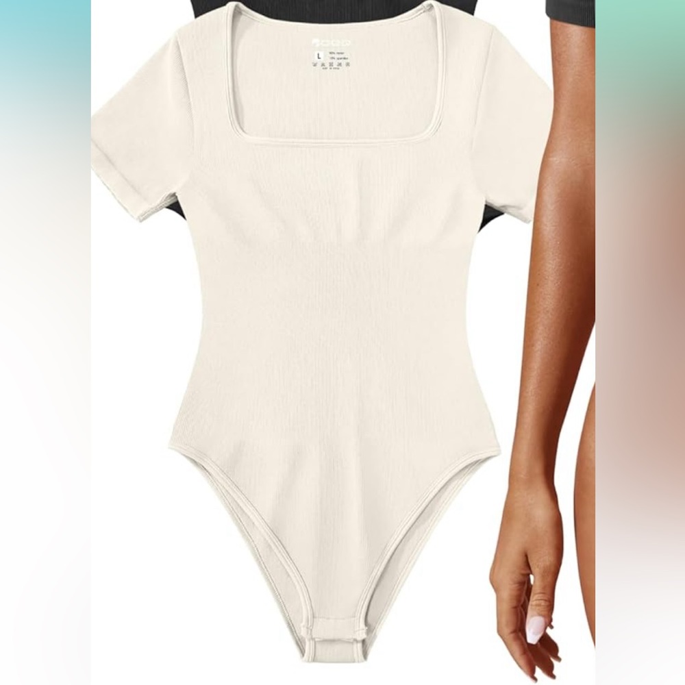 OQQ Square neck bodysuit